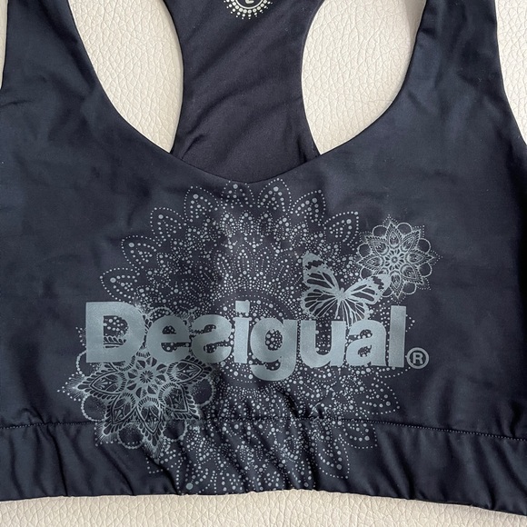 NWT - Desigual Women’s Sports Bra - Size L - Picture 5 of 13